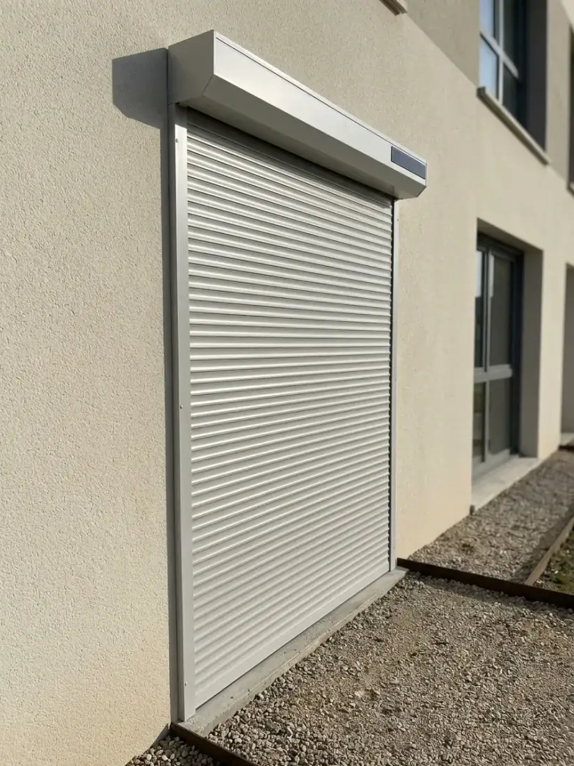 Volet roulant solaire à Boulogne-Billancourt Volet roulant solaire à Boulogne-Billancourt